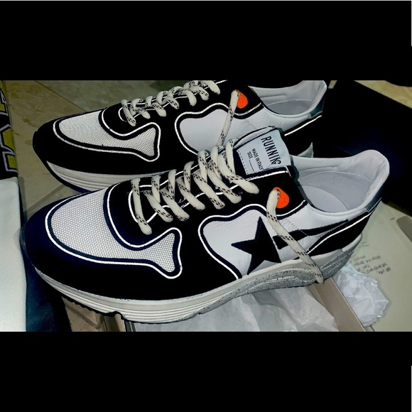 Golden Goose Running Shoes - Picture 5 of 7